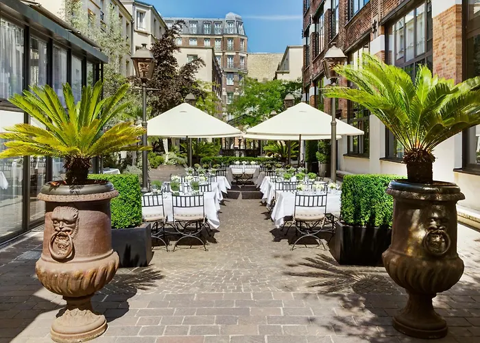 Les Jardins Du Marais Hotel